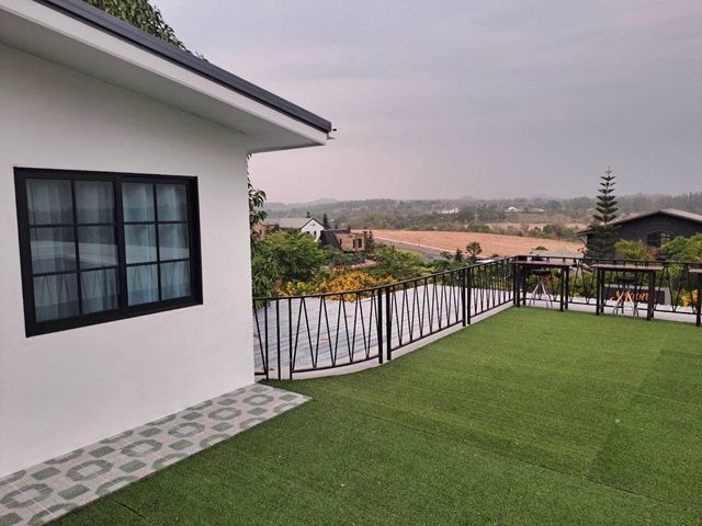 Hangout Pool villa เขาใหญ่