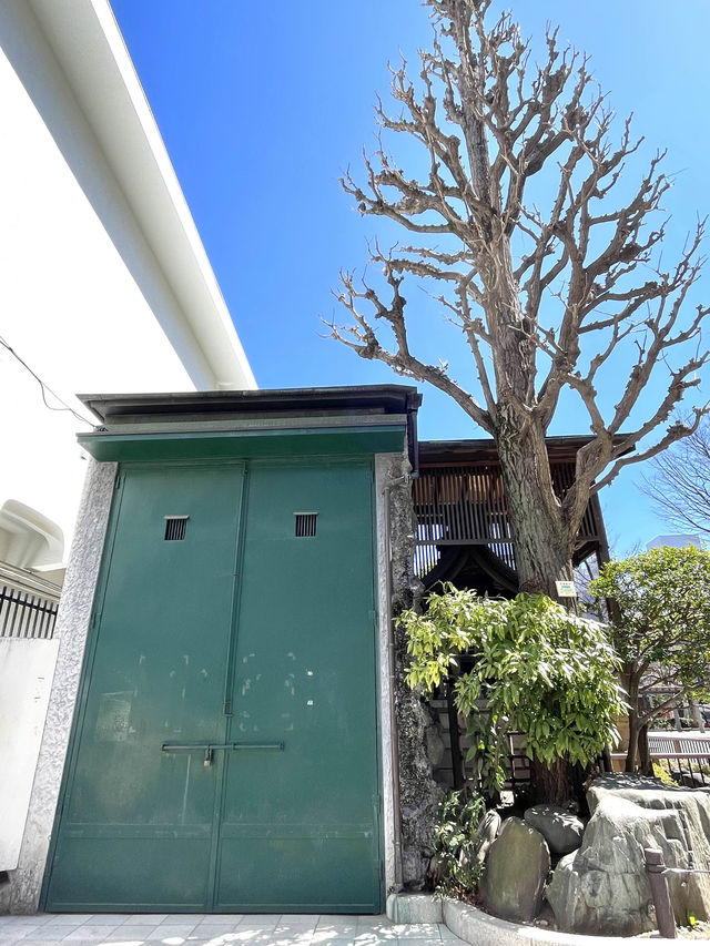 【八幡神社/台東区】伊予大洲藩加藤家の上屋敷跡地に鎮座