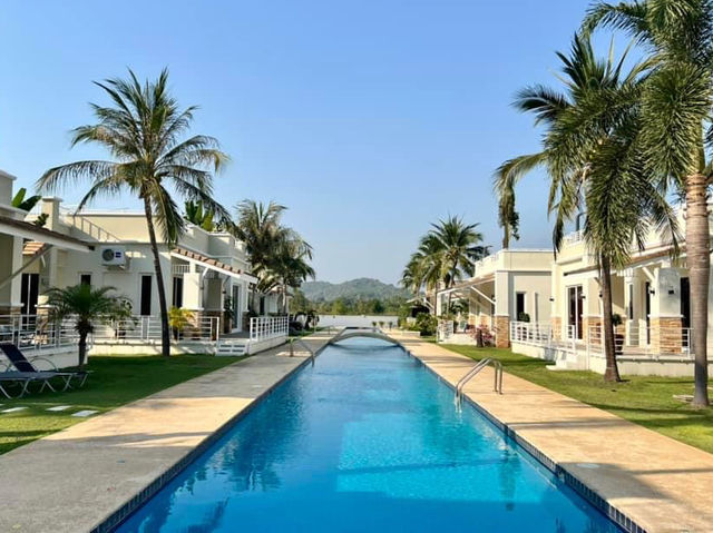 Oriental Beach Pearl Resort