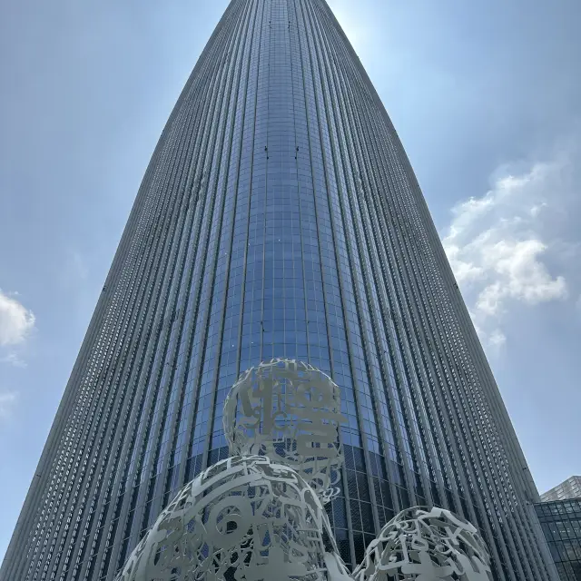 🏙️ 롯데타워, 하늘을 찌르는 서울의 상징