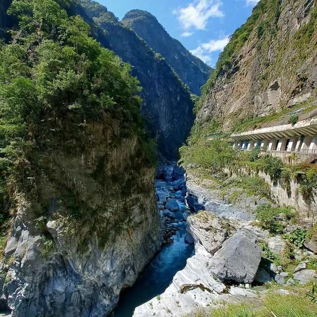 洞山：神奇絕景，感受大自然的鬼斧神工