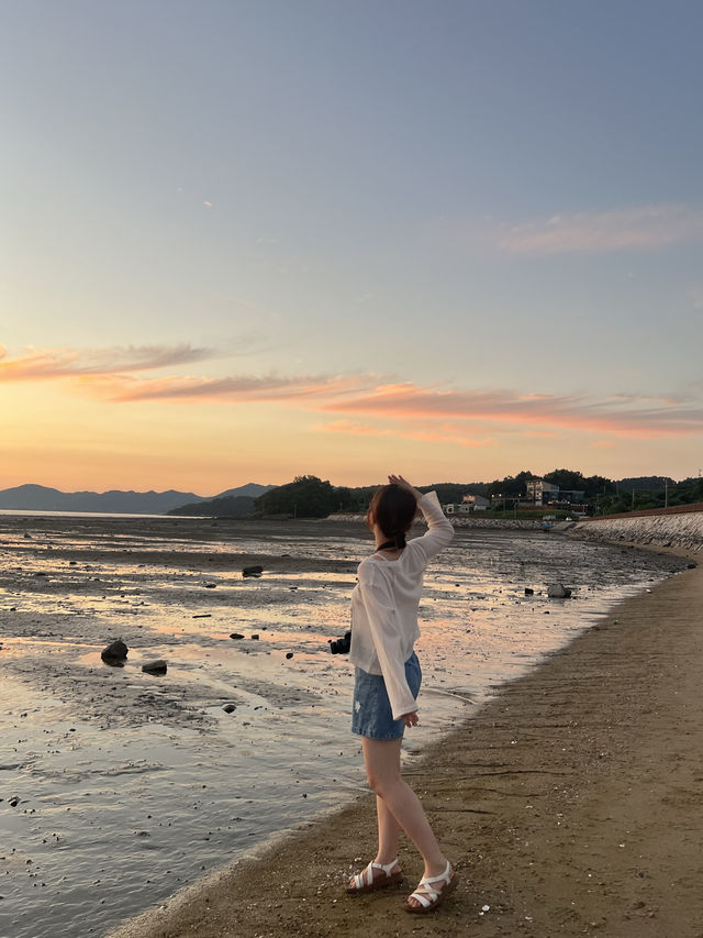 장화리 해수욕장의 여름 일몰, 황홀한 끝자락의 순간들 🌅