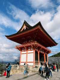 【京都】清水寺：雄偉壯麗的大殿，橫跨斷崖的清水舞台