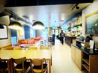 臺中西屯 店員十分親切的一間咖啡館 STARBUCKS 星巴克 (朝富門市)