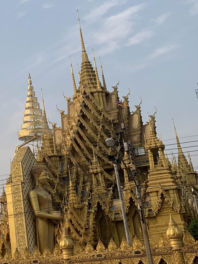 ย้อนเวลาไปพิษณุโลก