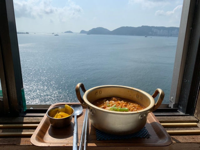 부산 노포 분위기 바다뷰 라면맛집: 흰여울점빵