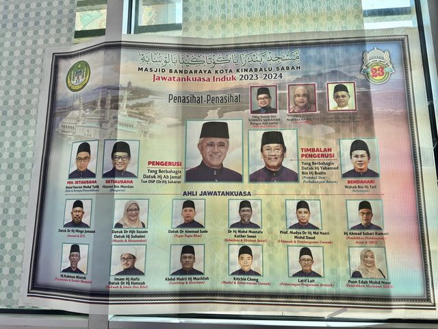 【マレーシア🇲🇾】水に囲まれた美しいモスク🕌