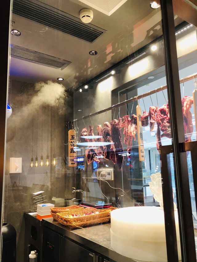 湖南川菜，品嚐牛蛙、臭豆腐和蓮藕湯的享樂之旅
