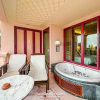 หาดค่อนข้างส่วนตัว เฃียบสงบ Centara Phuket