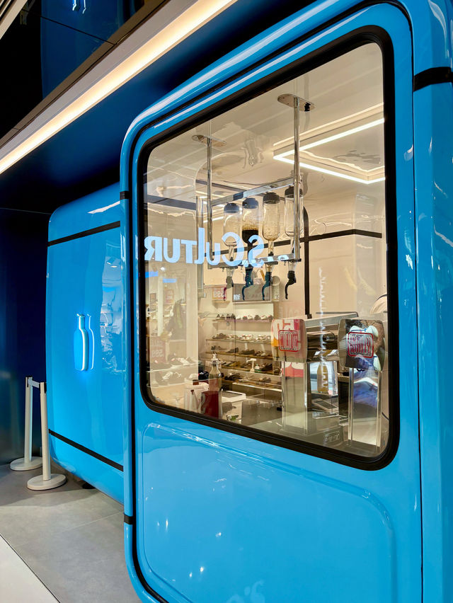 Blue Bottle 