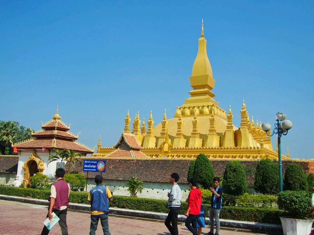 วัดพระธาตุหลวงเวียงจันทน์