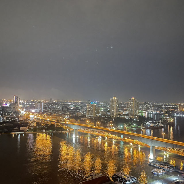 โรงแรม 5 ดาวริมแม่น้ำเจ้าพระยา