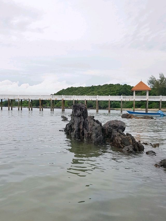 DISCOVERING TANJUNG BALAU BEACH