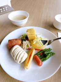 Buffet Breakfast at Holiday Inn Express Hangzhou Westlake East