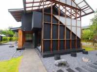 คาเฟ่สุดเท่คุมโทนสีดำ เขาใหญ่