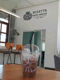 Mongni Cafe คาเฟ่สวยริมหนองประจักษ์