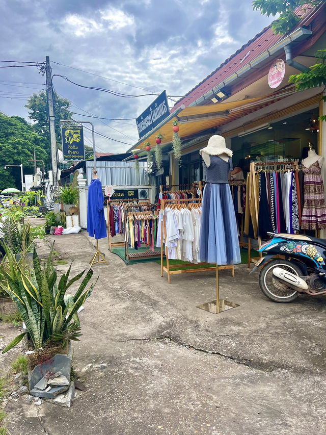 Half day Exploring Vientiane 