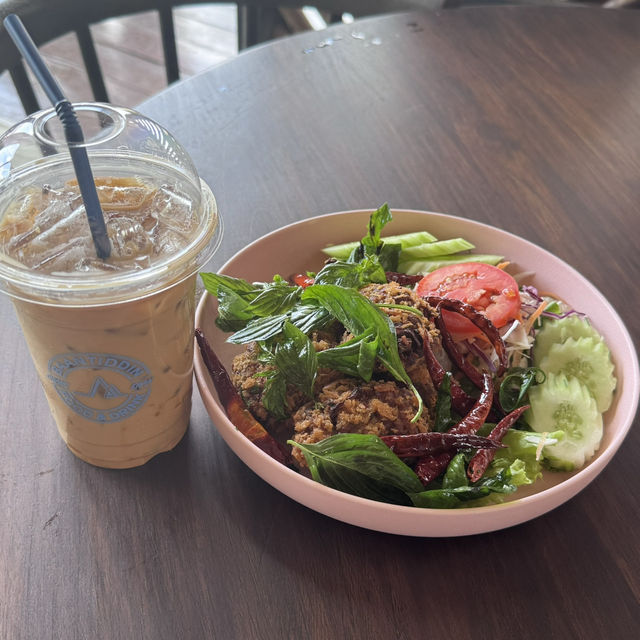 🌿คาเฟ่บ้านติดดินเชียงคาน🪴