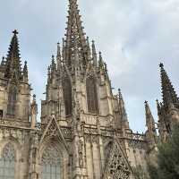 Stunning old town city walk in Barcelona 