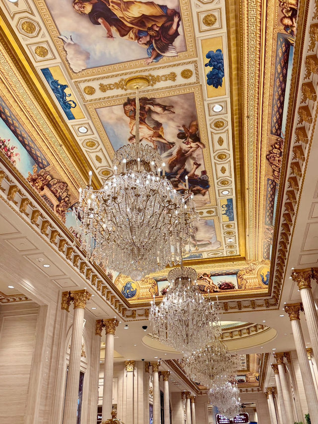 ENCHANTING MACAU | PARISIAN DREAM