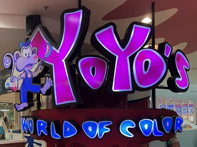 YoYo’s world of color