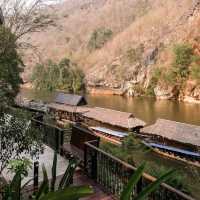 หนีกรุงไปนอนชิลเมืองกาญที่ River Kwai Resotel