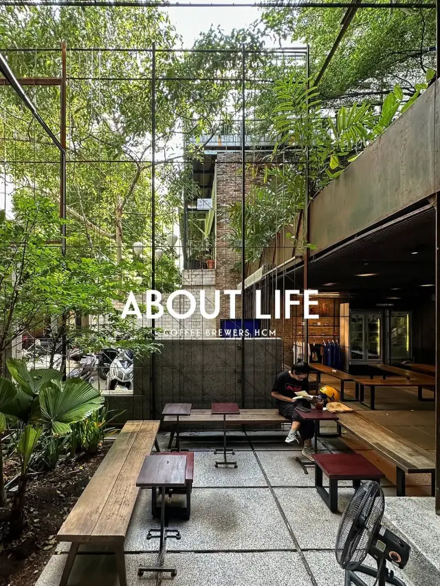 ABOUT LIFE COFFEE BREWERS 