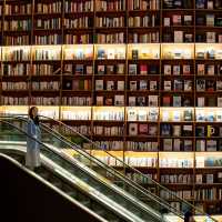 Starfield Library｜首爾最美圖書館，藝術完美融合 