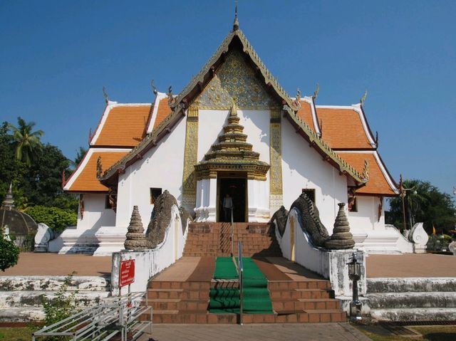 Wat Phumin วัดภูมินทร์ เที่ยวน่าน