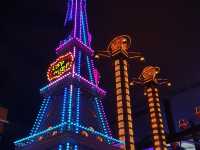Skytropolis Indoor Theme Park: Thrills Above the Clouds!