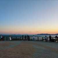 海濱公園～夕陽下的金色海洋🌊