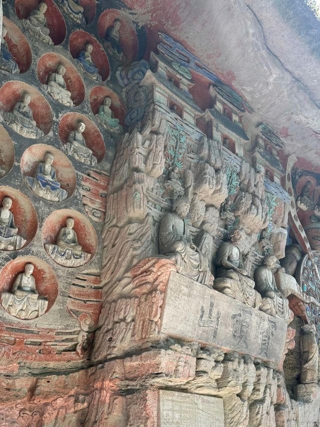 📍Dazu rock carvings