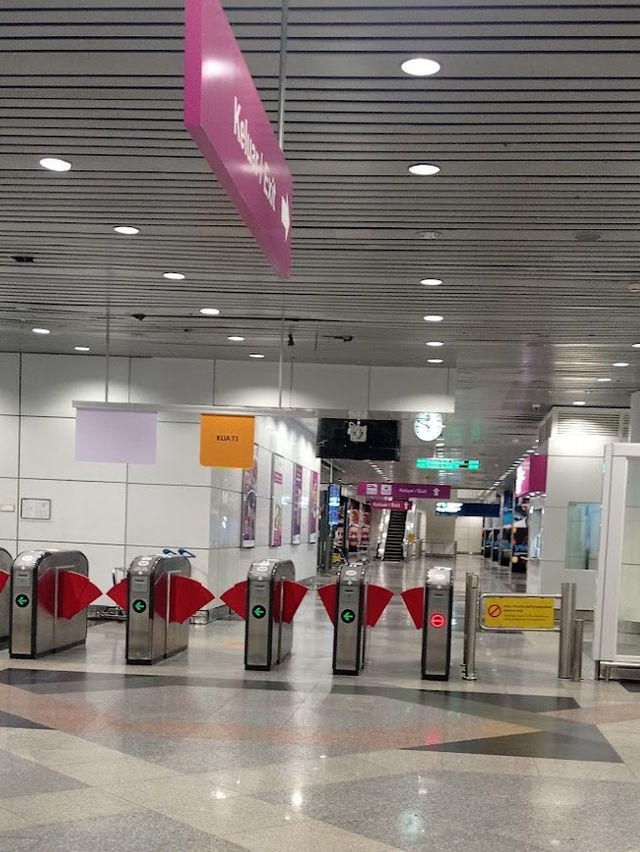 วิธีเดินทางจากสนามบิน KL เข้าเมืองโดย KLIA EXPRESS วิธีเดินทางจากสนามบิน KL เข้าเมืองโดย KLIA EXPRESS