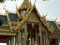 Bạn có thể dành cả ngày ở đây