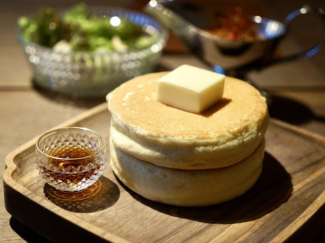 Fluffy Hokkaido Pancakes at Tsubaki Salon Ginza