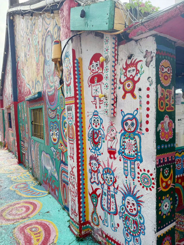 Rainbow Village – Taichung’s Colorful Wonderland Awaits 🌈