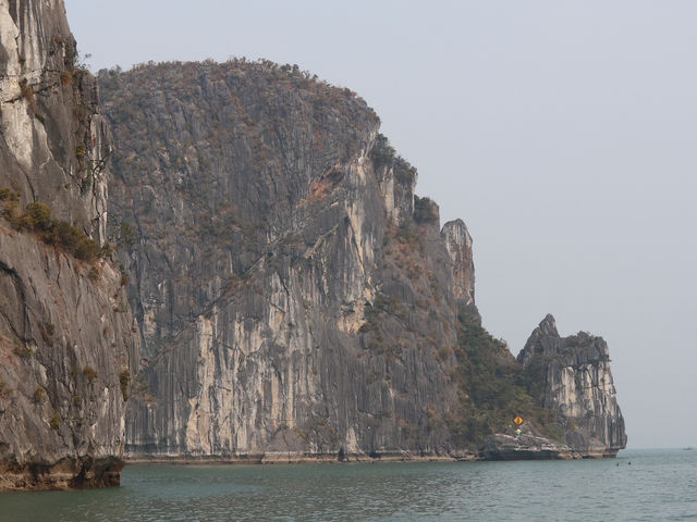Sail into Serenity: Cruising Through Halong Bay
