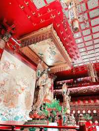 “The Majestic Buddha Tooth Relic Temple: A Spiritual Jewel in the Heart of Singapore”