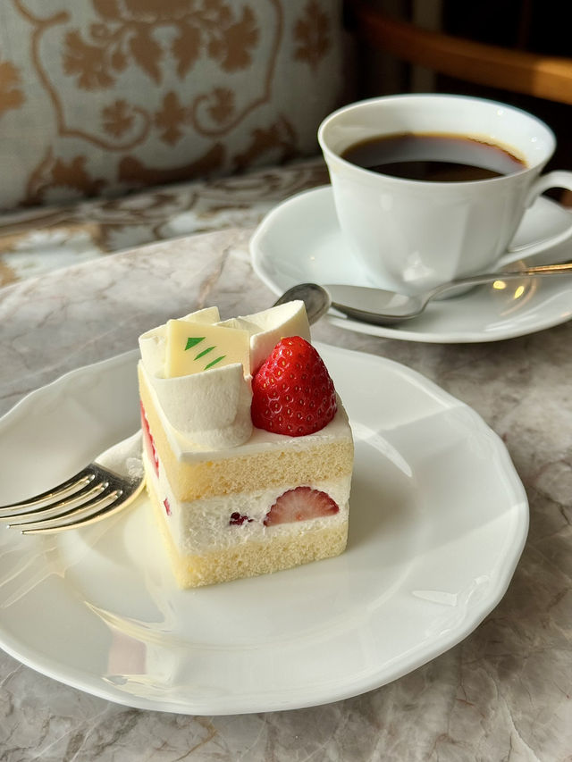 Selections: A Sweet Escape at Hotel Chinzanso Tokyo