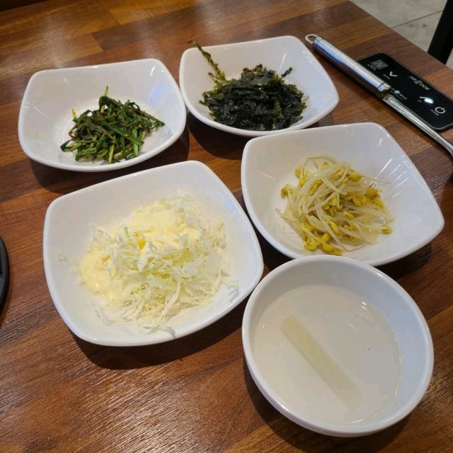 부산 사상 맛집)개미집 사상점 - 김해국제공항 근처 낙지볶음, 낙곱새 전문점