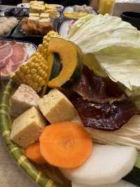 桃園｜一雞鍋｜港式雞煲火鍋 。桃園藝文店