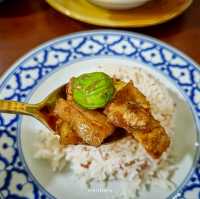 ครัวต้นฝน ร้านอาหารพื้นเมืองรสเด็ด จ. พังงา 