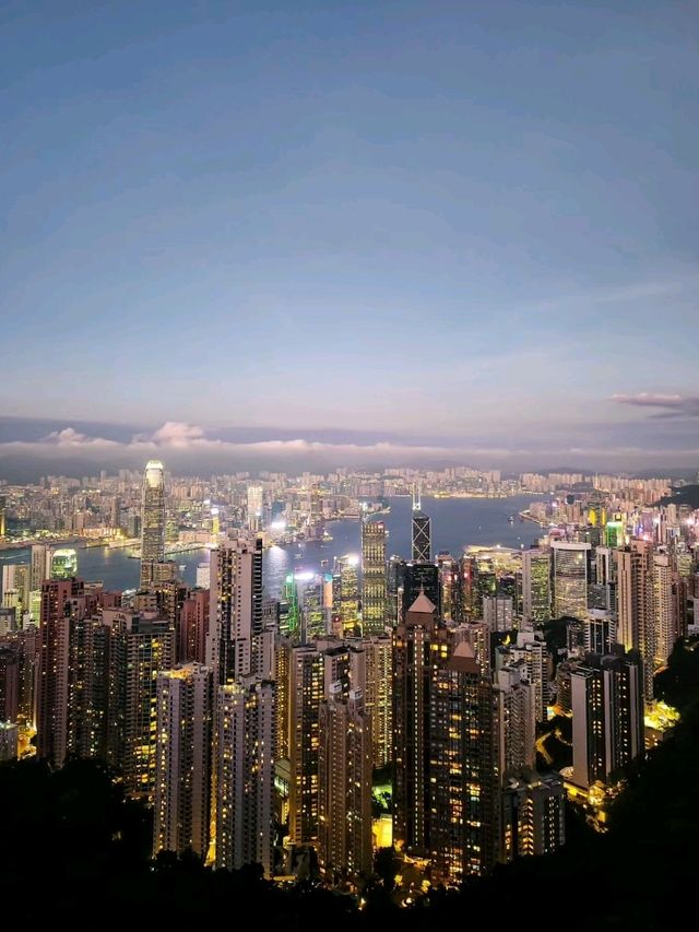 Hong Kong Adventure: 4 Days of Cityscapes, Markets & Skyline Views!🏙