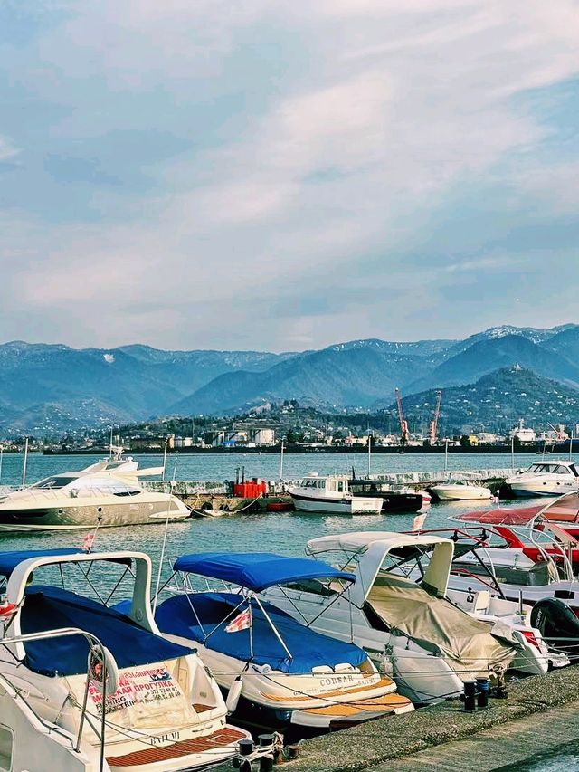 格魯吉亞著名海濱旅遊城市巴統旅行攻略，適合打卡拍照📸