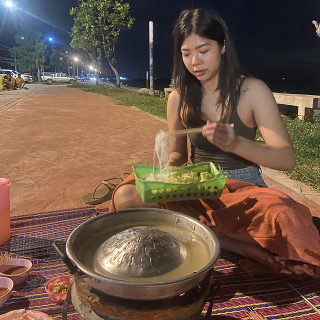 หนีร้อนไปเที่ยว ทะเล ปราณบุรี แสนสงบ
