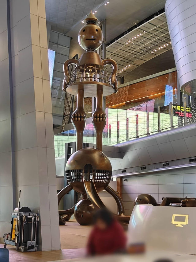 ✈️ 12-Hour Layover at Hamad International Airport: A Mini Adventure in Doha 🌍