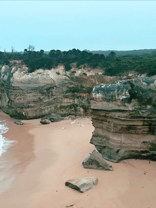 Driving the Great Ocean Road Today: What You’d Miss From the ’80s 🚗🌊