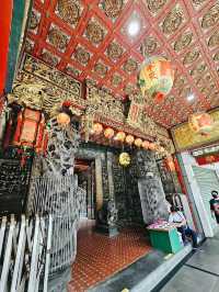 Explore Tianhou Temple taipei