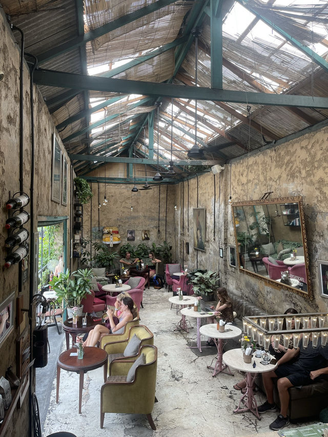 My favourite cafe in UBUD 🇮🇩