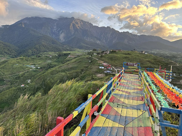 🌄 Sosodikon Hill: Where the Clouds Play Hide & Seek with Kinabalu!*